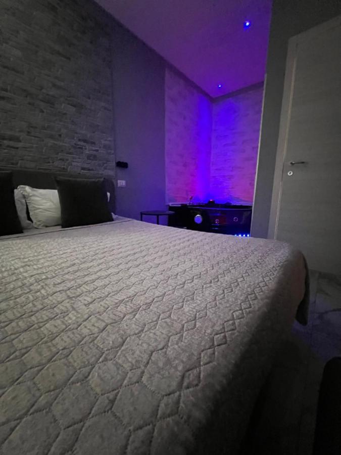B&B Alla Stazione Наполи Екстериор снимка
