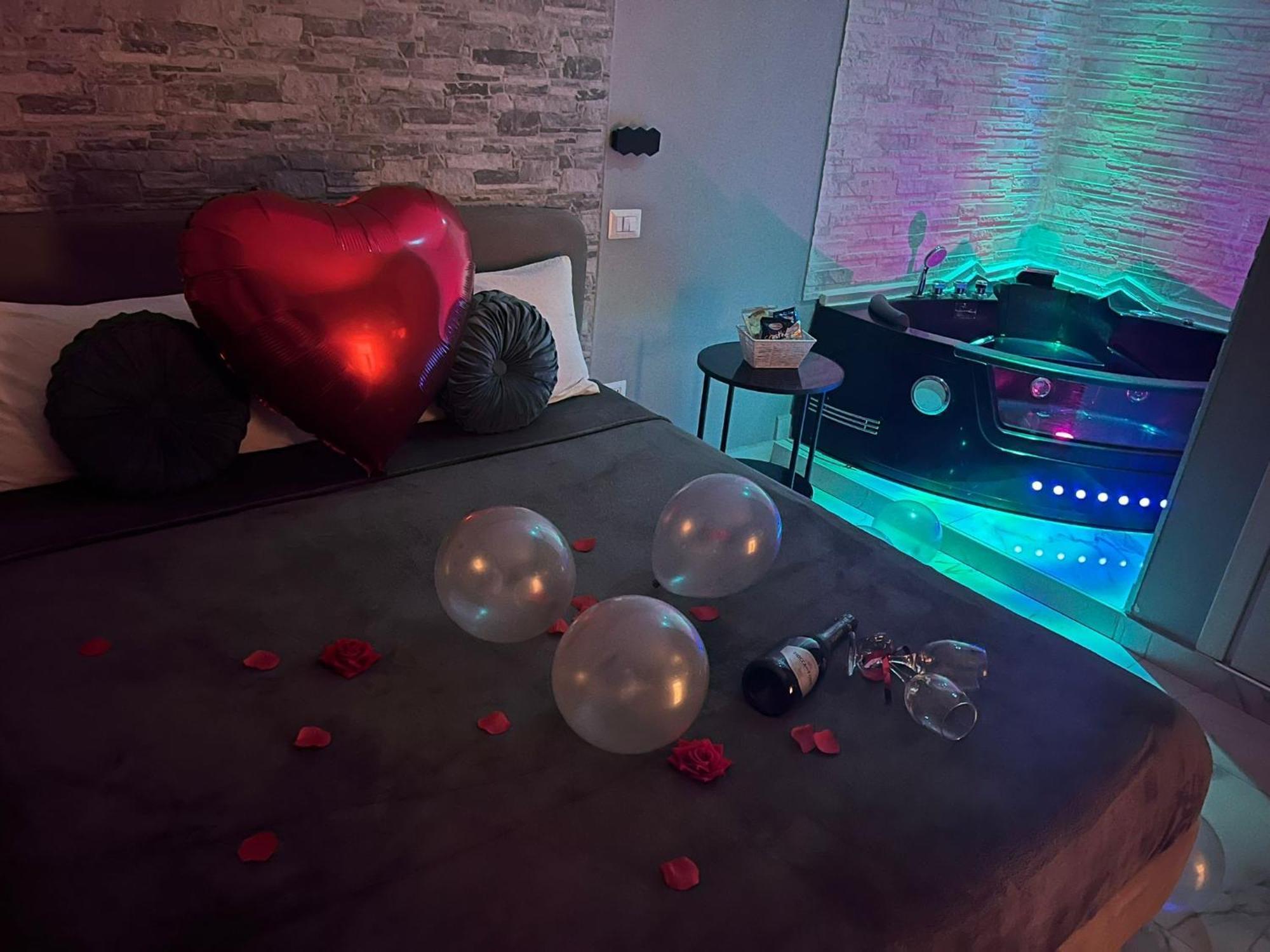 B&B Alla Stazione Наполи Екстериор снимка
