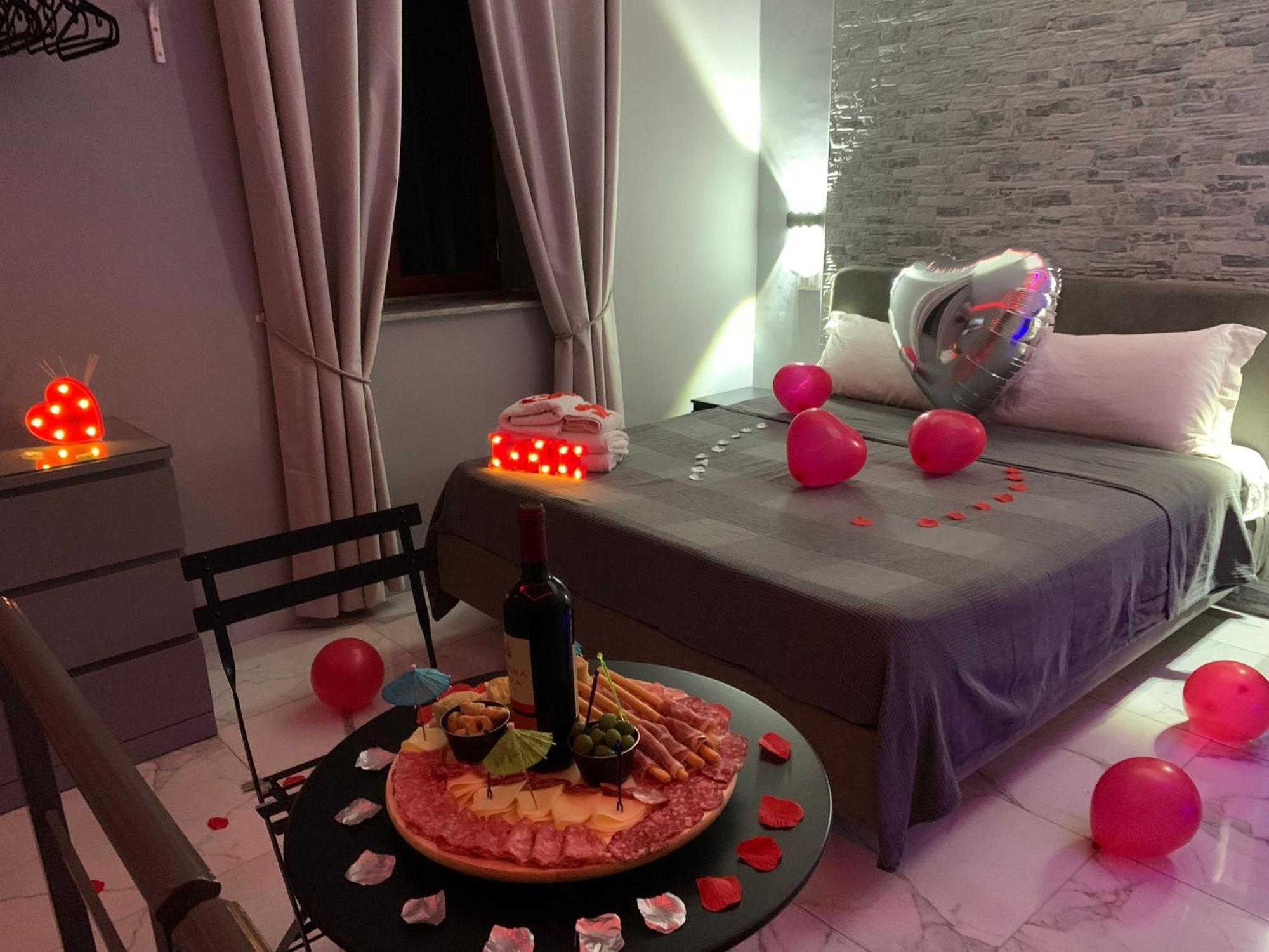 B&B Alla Stazione Наполи Екстериор снимка