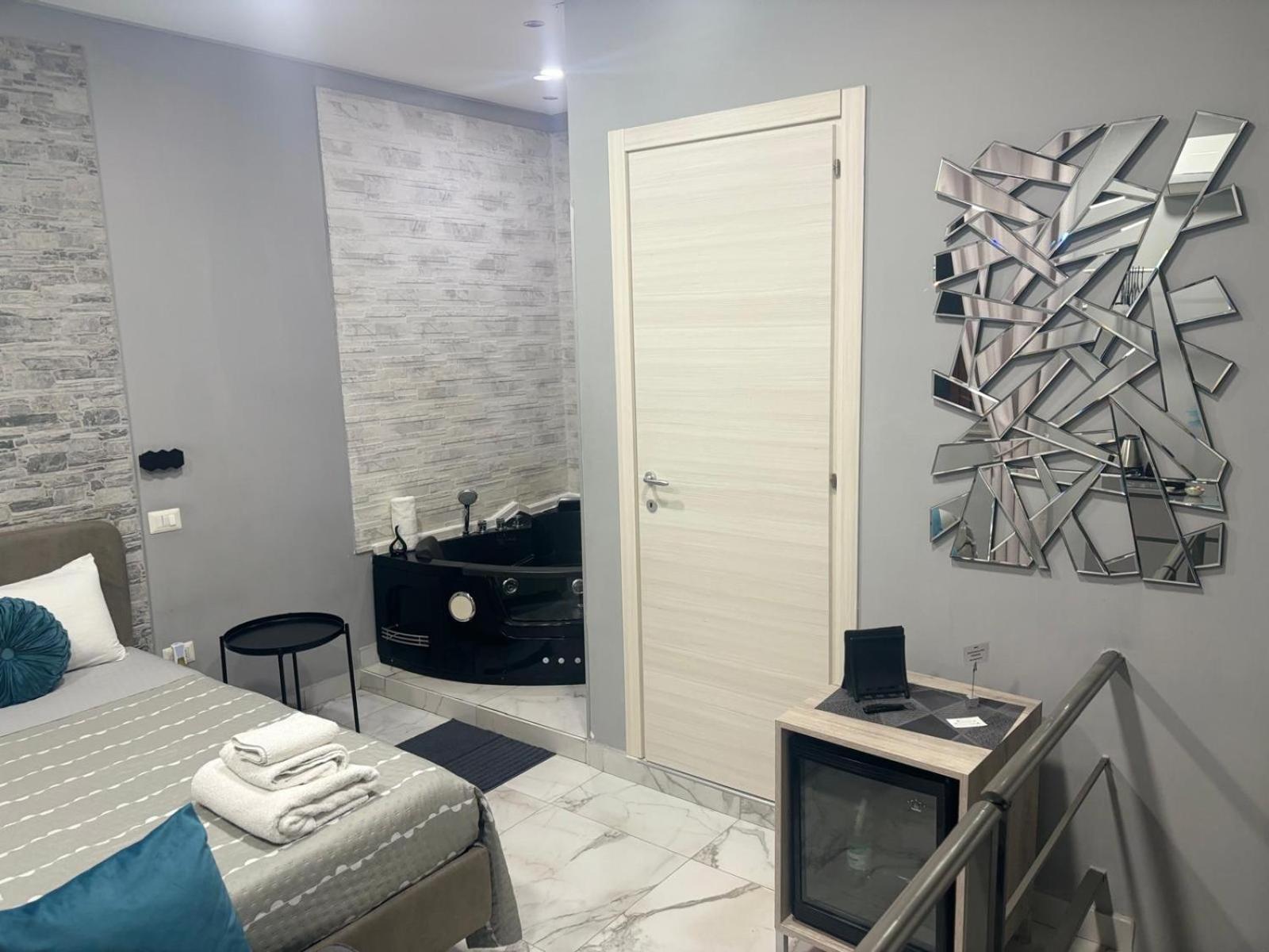 B&B Alla Stazione Наполи Екстериор снимка