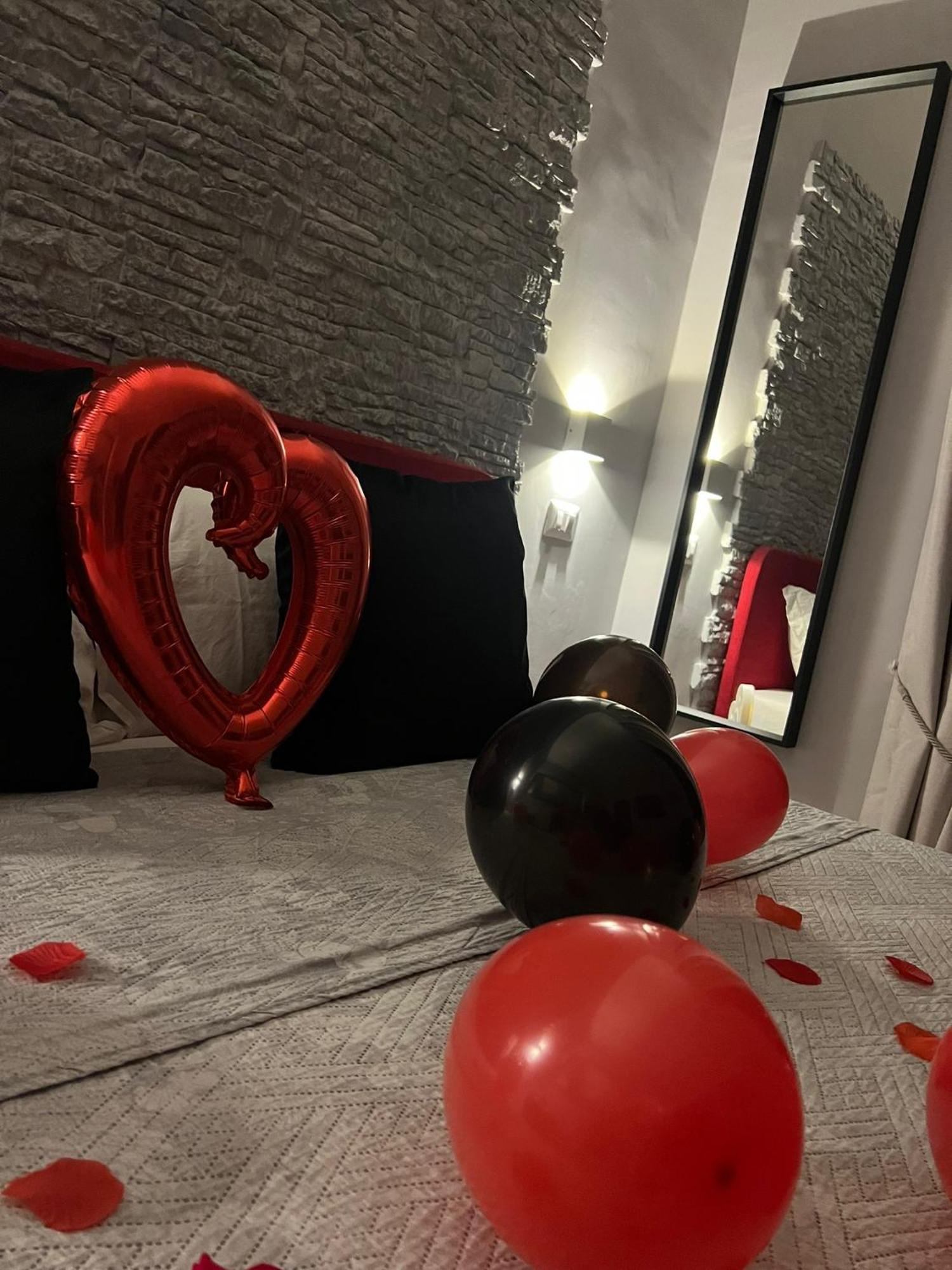 B&B Alla Stazione Наполи Екстериор снимка