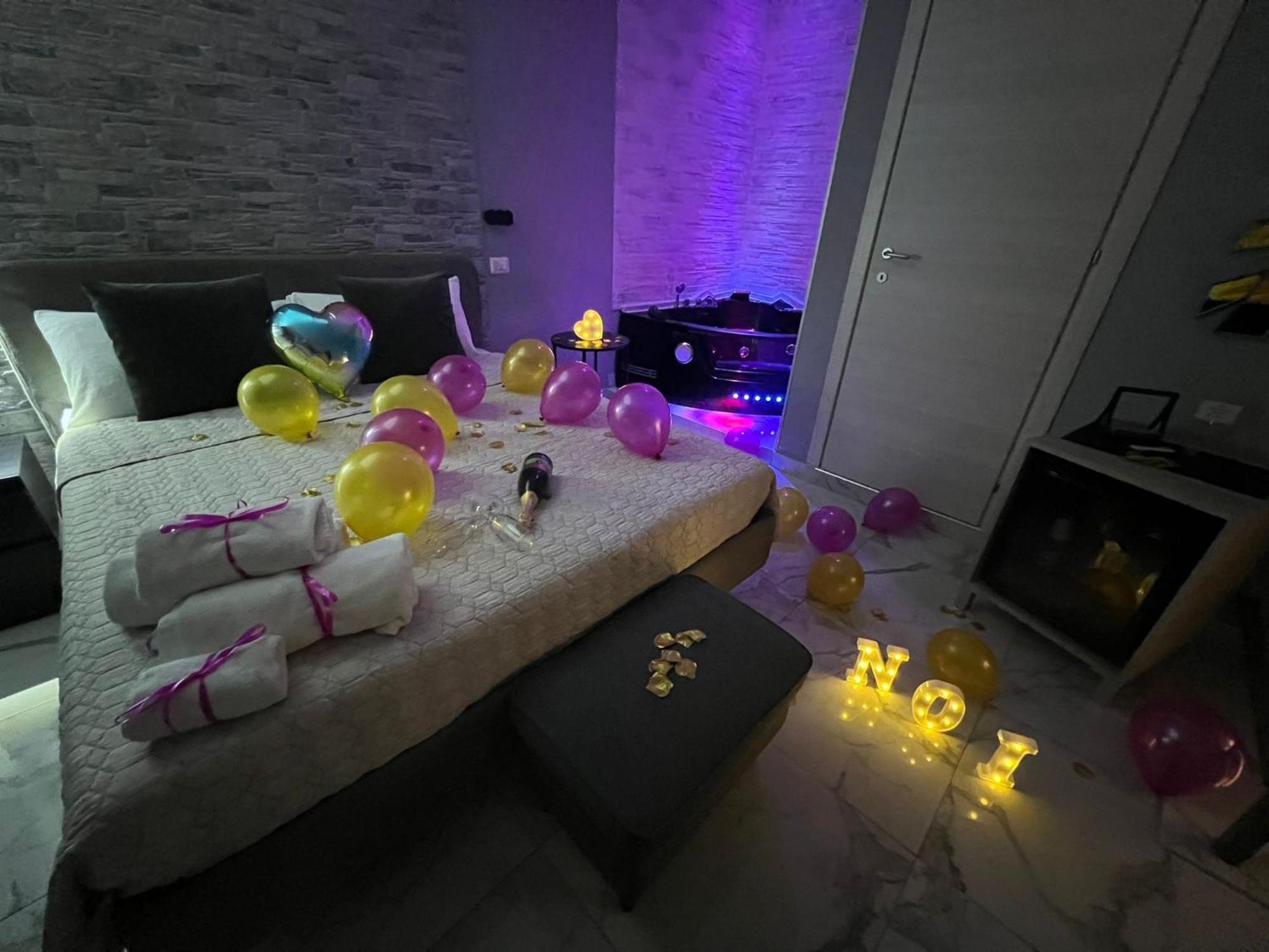 B&B Alla Stazione Наполи Екстериор снимка