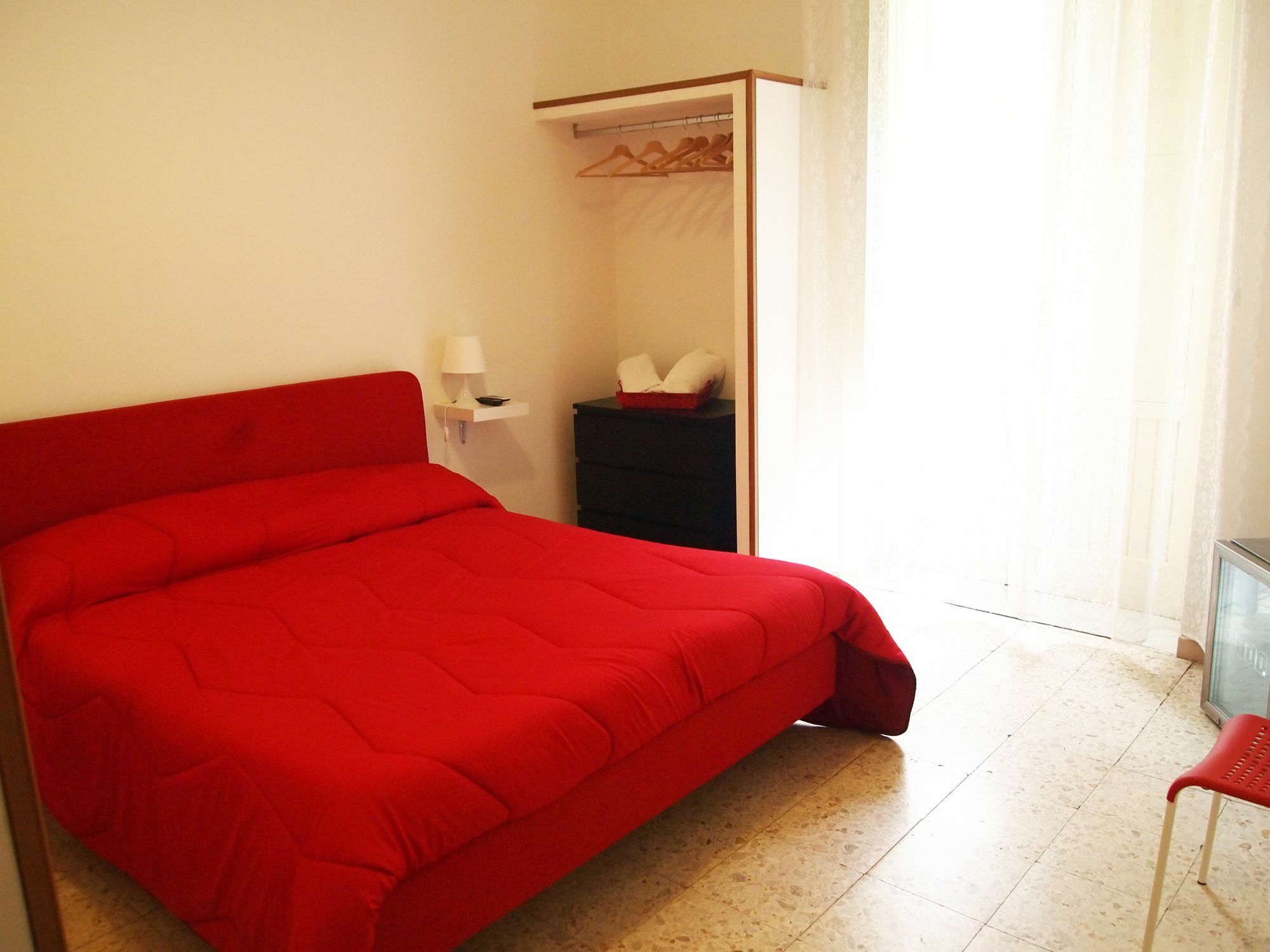 B&B Alla Stazione Наполи Екстериор снимка